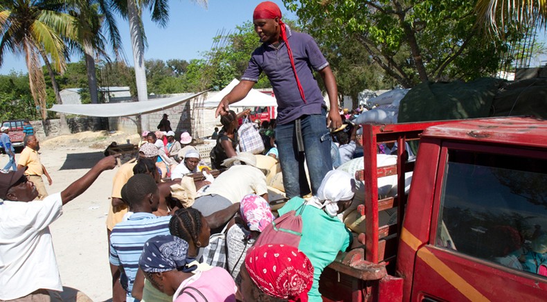 Border Markets Provide Passage For Undocumented Immigrants border-markets-provide-passage-for-undocumented-immigrants